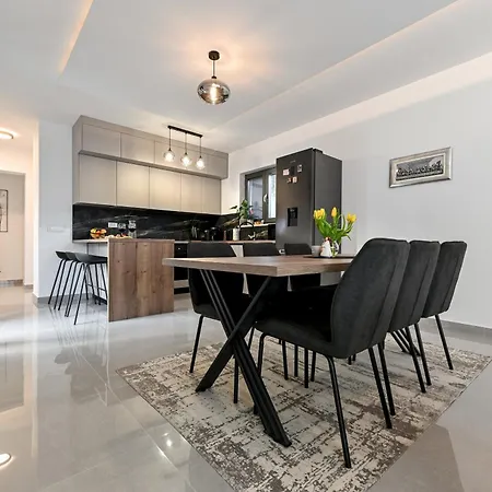 Ferienhaus San Antonio Bibinje