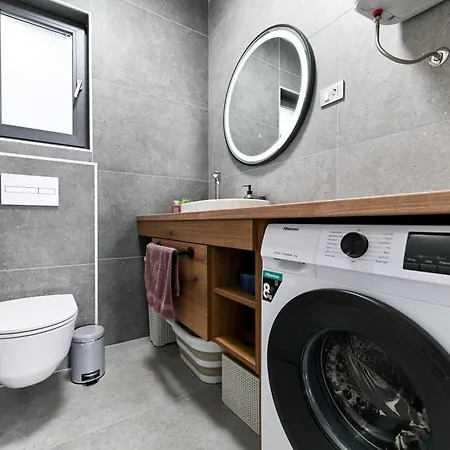 San Antonio Holiday home Bibinje